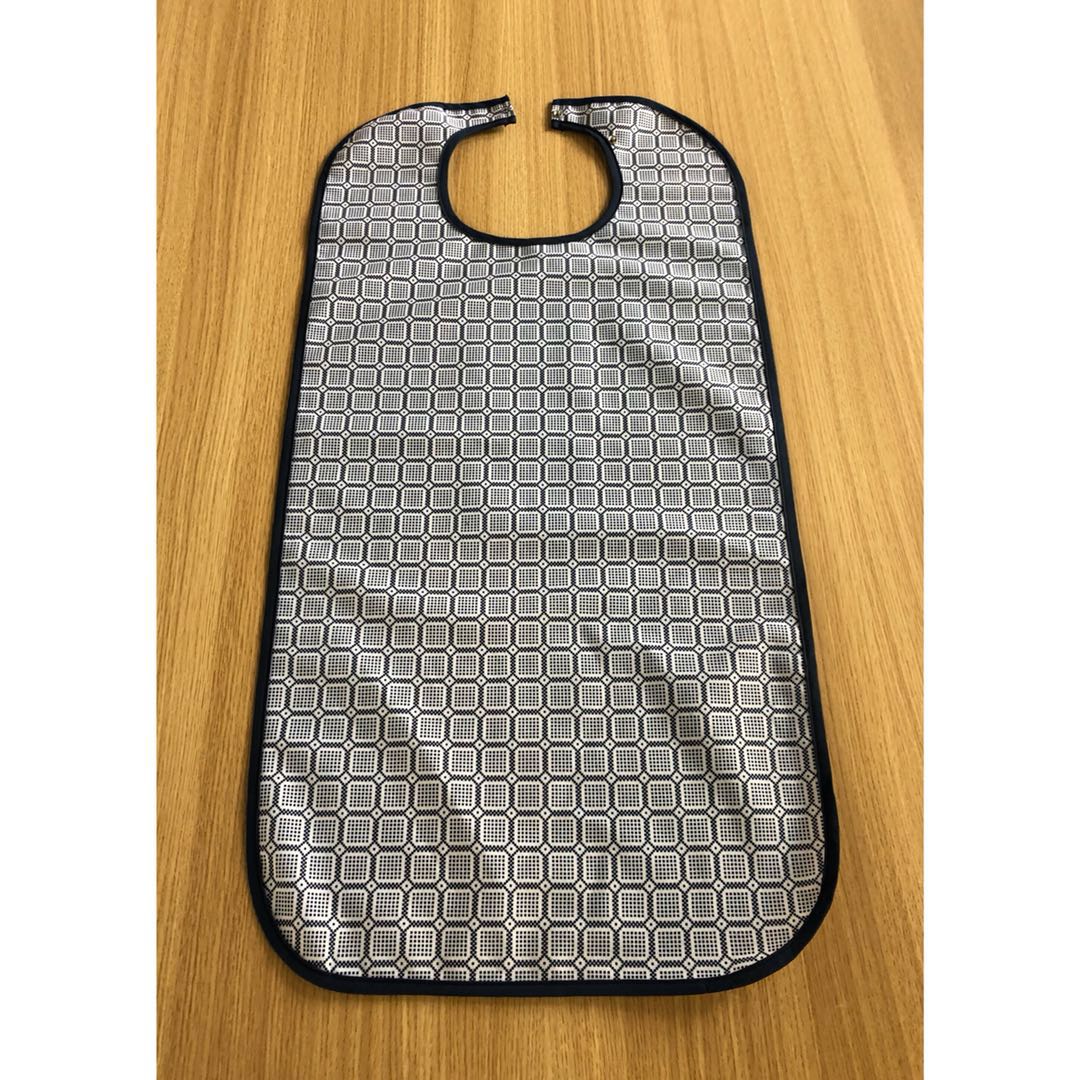 Blue dotted printing PU Bib.jpg